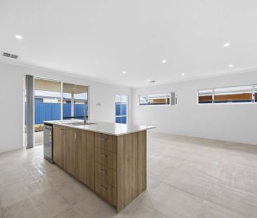 BRAND NEW - STUNNING 4 X 2 HOME - Photo 2