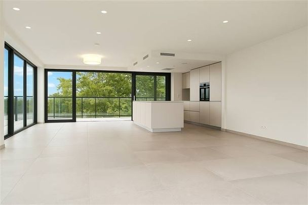 Appartement te huur - Photo 1