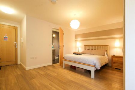 Studio to rent - Photo 4