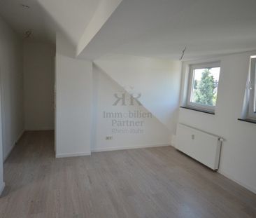 Helle frisch renovierte 3-Raumwohnung im DG in energetisch sanierte... - Photo 2