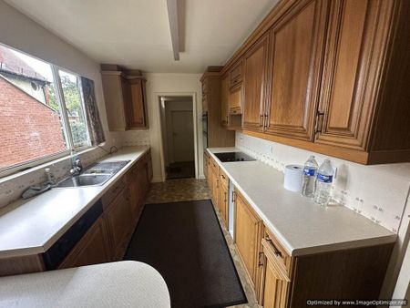 4 bedroom bungalow to rent - Photo 3