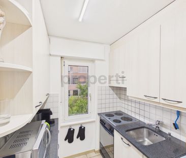 Modernes 2.5-Zimmer-Apartment mit Balkon, Sutz-Lattrigen - Photo 3