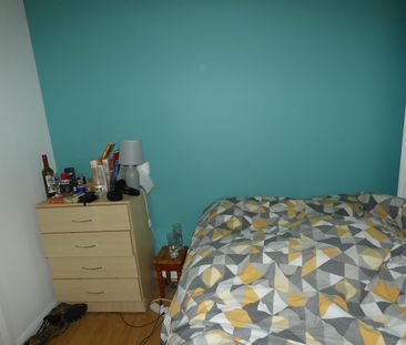 4 bed terraced house to rent in Warwick Street, Newcastle Upon Tyne... - Photo 2