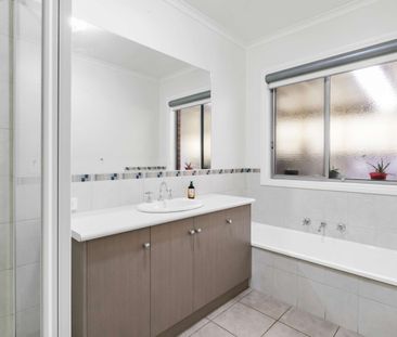 14 Leichhardt Drive - Photo 3