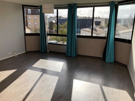 Location Appartement 2 pièces 42m² - Photo 1