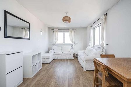 Millennium Place, Bethnal Green, E2 - Photo 2