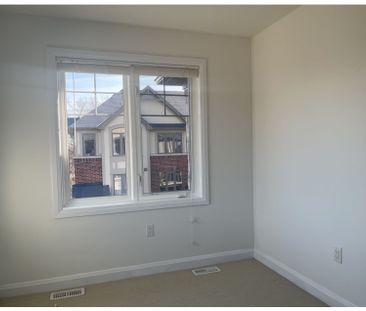 For Lease - 1169 Garner Road Unit# 31, Hamilton, Ontario - Photo 3