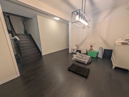 Gorgeous 4 Bedroom Fully Detached Home in Haldimand! - Photo 5