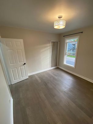 For Lease - 201 Albert Street Unit# Upper, Oshawa, Ontario - Photo 1