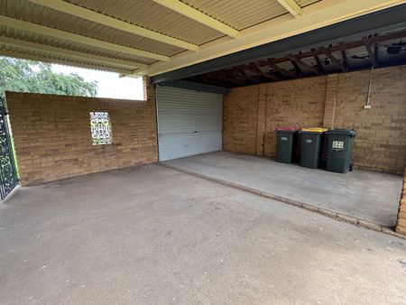 82 Evans Street, Tamworth - Photo 2