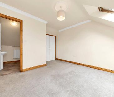 4 bedroom terraced house to rent - Photo 5