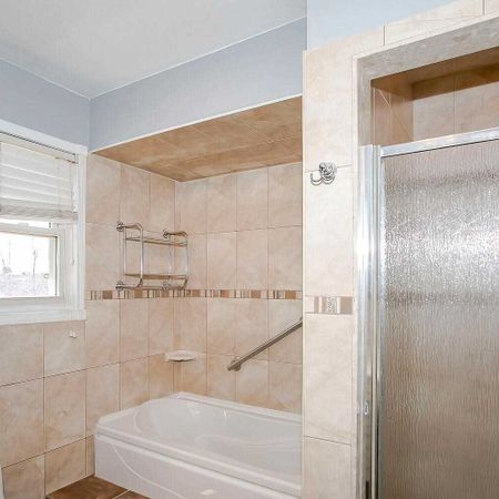 For Lease - 61 Alabaster Drive, Brampton, Ontario - Photo 4