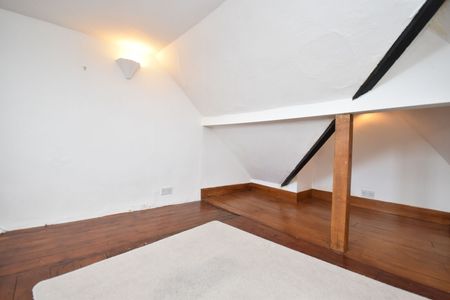 2 bedroom end terraced house to rent, - Photo 4