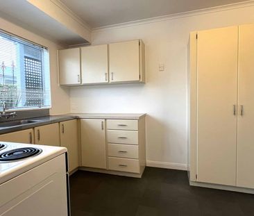 3 bedroom end townhouse - Photo 4