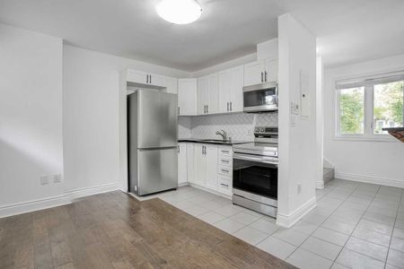 427 Nairn Avenue apartment — Toronto, ON (2-Bedroom) - 2 Bedroom - Photo 5