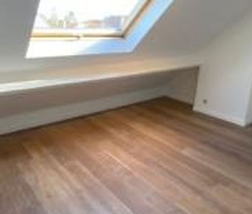 Woning te huur in Sint-Pieters-Woluwe voor € 2.050 met 4 slaapkamers - Photo 5
