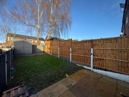 Ellowes Road, Dudley, West Midlands, DY3 - Photo 4