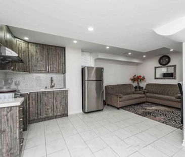 For Lease - 24 Thornapple Street, Brampton, Ontario - Photo 4