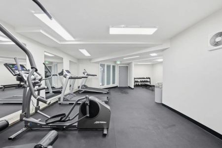 - 1 Bedroom at Lakewood Manor - Photo 5