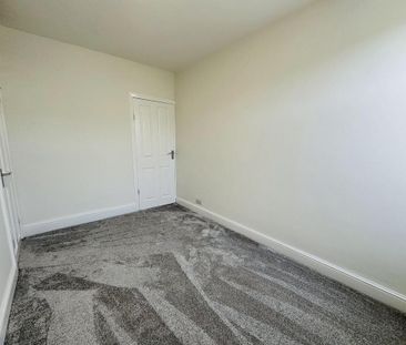 2 bedroom property to rent - Photo 2