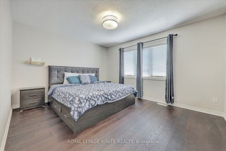 For Lease - 102 Garrardview Street, Ajax, Ontario - Photo 4