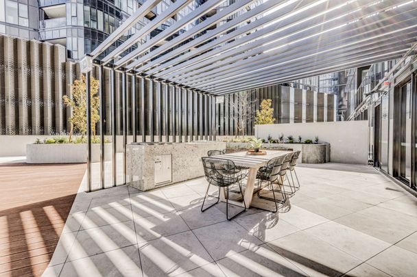 Contemporary 2-Bed, 2-Bath Apartment in Prime Belconnen Location - Photo 1