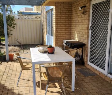 South Perth - Photo 5
