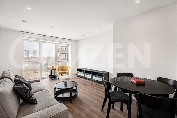 Maple Mews, London - Photo 1