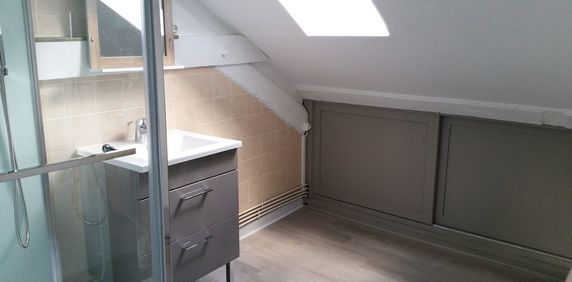 Location Appartement 1 pièce 29m² - Photo 2