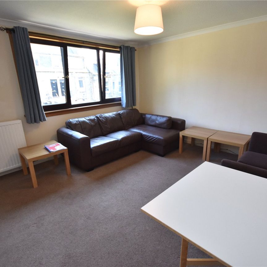 3 bedroom apartment to rent - Photo 1