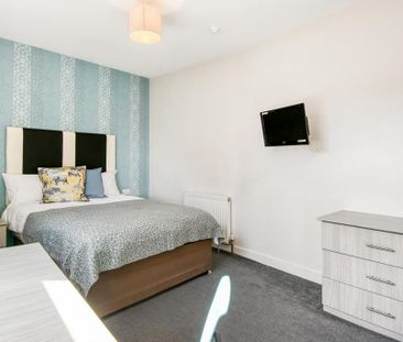 1 bedroom in a house share to rent - Photo 6