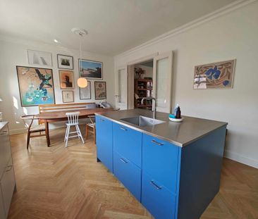 Flot møbleret villalejlighed med have | København S. - Photo 1