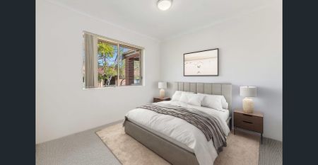 Well Appointed Apartment in Prime Location - Photo 3