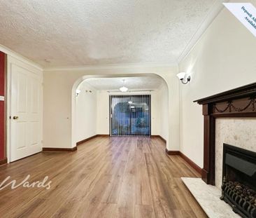 4 bedroom detached house to rent - Photo 1