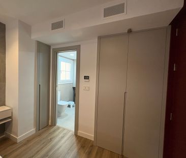 Piso de alquiler en Calle Maestranza, La Malagueta - Monte Sancha - Photo 2