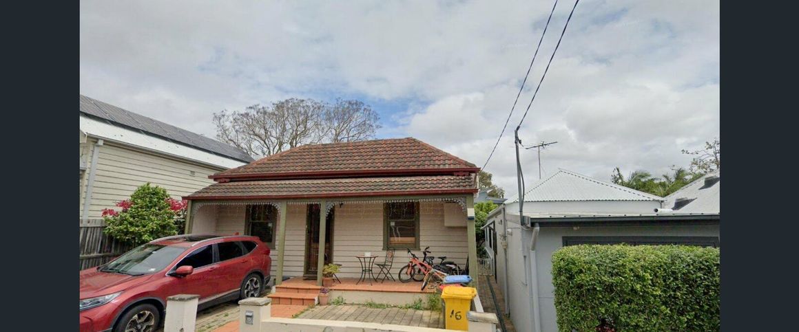 Light-filled House For Lease - Photo 1