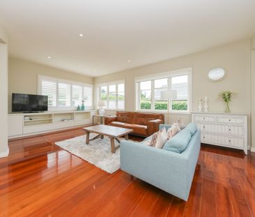 Classic Cottage - 2 Bedroom + Study - Photo 1