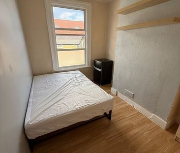 Room in a Shared House, Ranelagh Road, N17 - Photo 3