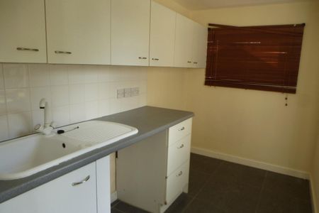 Anne Crescent - Photo 5