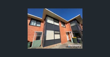 Central Living in Devonport - Photo 2