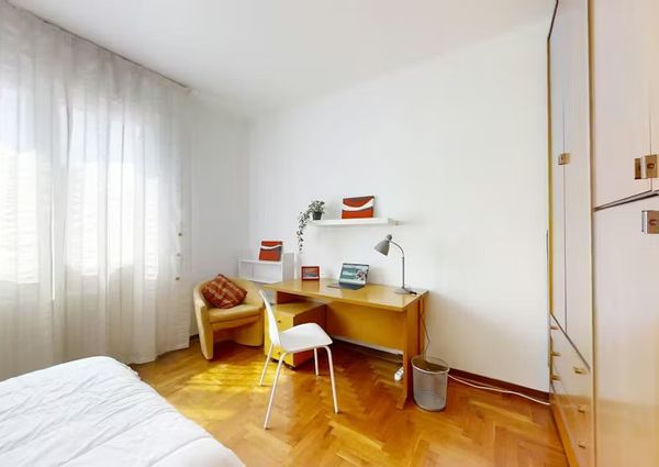 Via Tirana, Padova, Veneto 35138