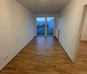 Charmante 2-Zimmer-Wohnung mit Balkon im 5. Liftstock - Photo 1