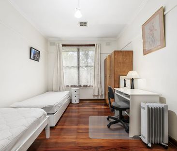 323 Bell Street, Bellfield, Vic 3081 - Photo 1