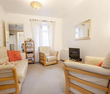 4 bedroom house to rent - Photo 2