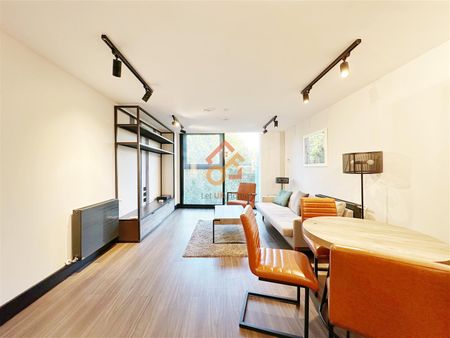 Newham's Yard, 153 Tower Bridge Road, London SE1 - Photo 4