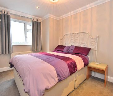 8 bedroom detached house to rent - Photo 4