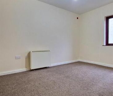 20b Church Street, Dromore, BT25 1AA - Photo 2