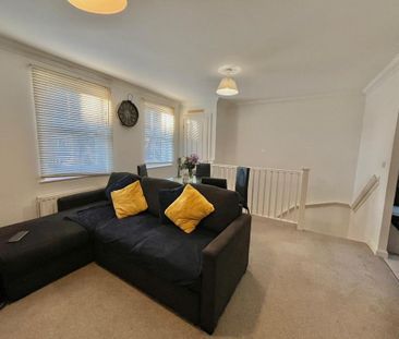 2 bedroom maisonette to rent - Photo 2