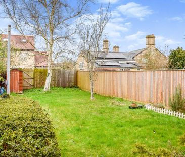 3 bedroom terraced house to rent - Photo 5