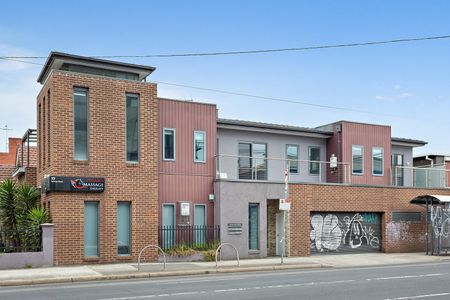1/17 Sydney Road, Brunswick VIC 3056 - Photo 2